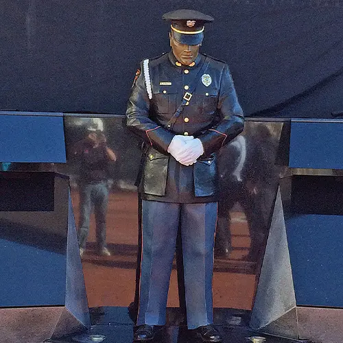 Law Enforcement Memorials Crafting the Lakeland Fallen Hero Memorial