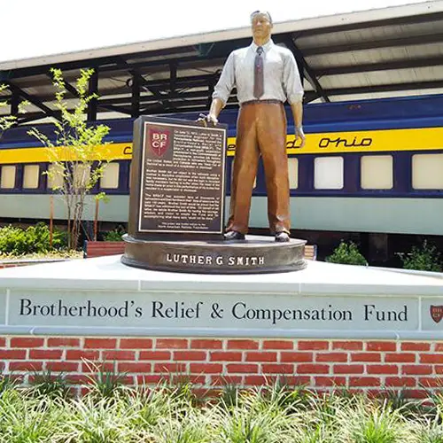 Public Art Luther G. Smith Memorial